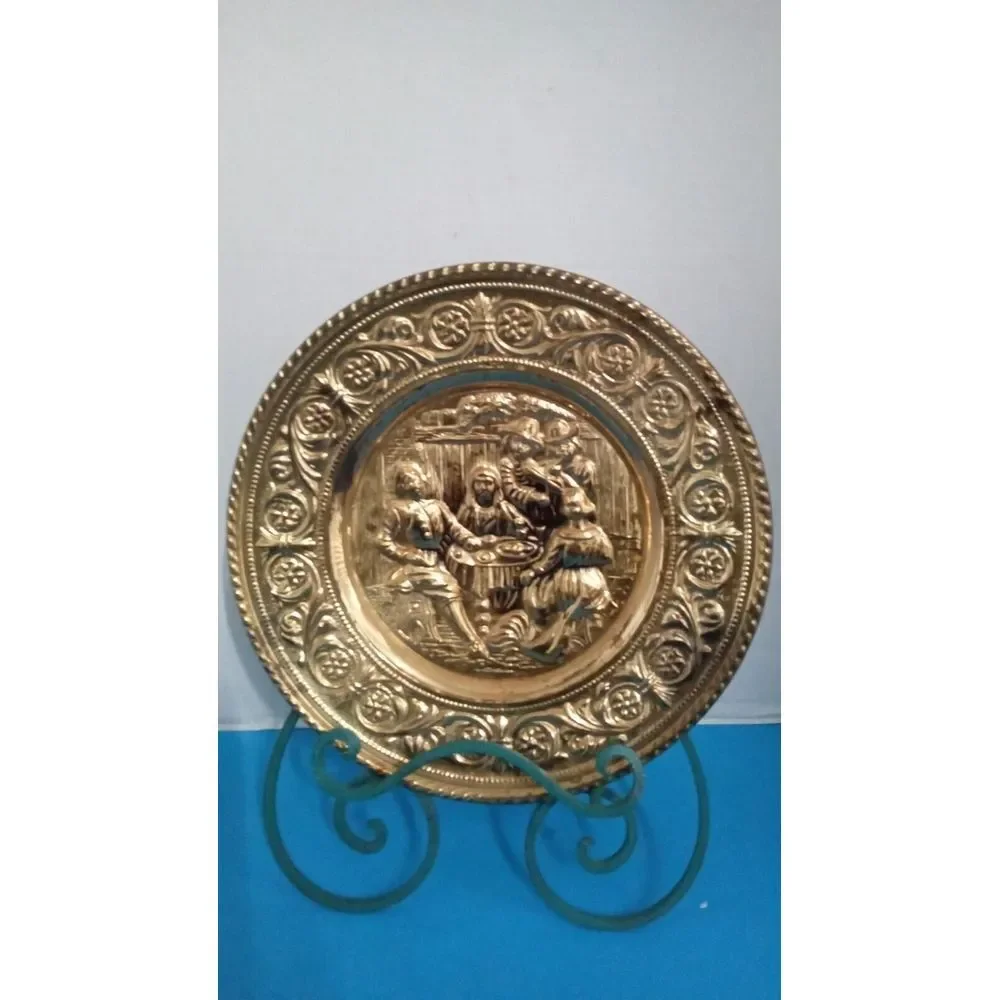 Vintage Brass Decorative Wall‎ Plates Made in England Pair 8